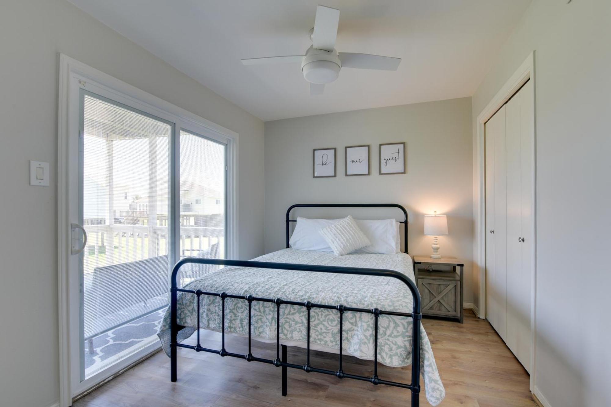 Galveston Townhome With Balconies Walk To Beach! Exterior foto